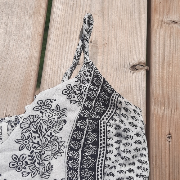 Romper - Picture 5 of 11